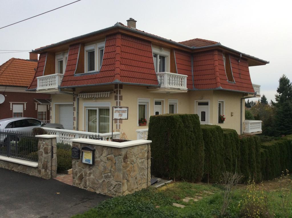 Jozsef Apartments House Zalakaros Bagian luar foto
